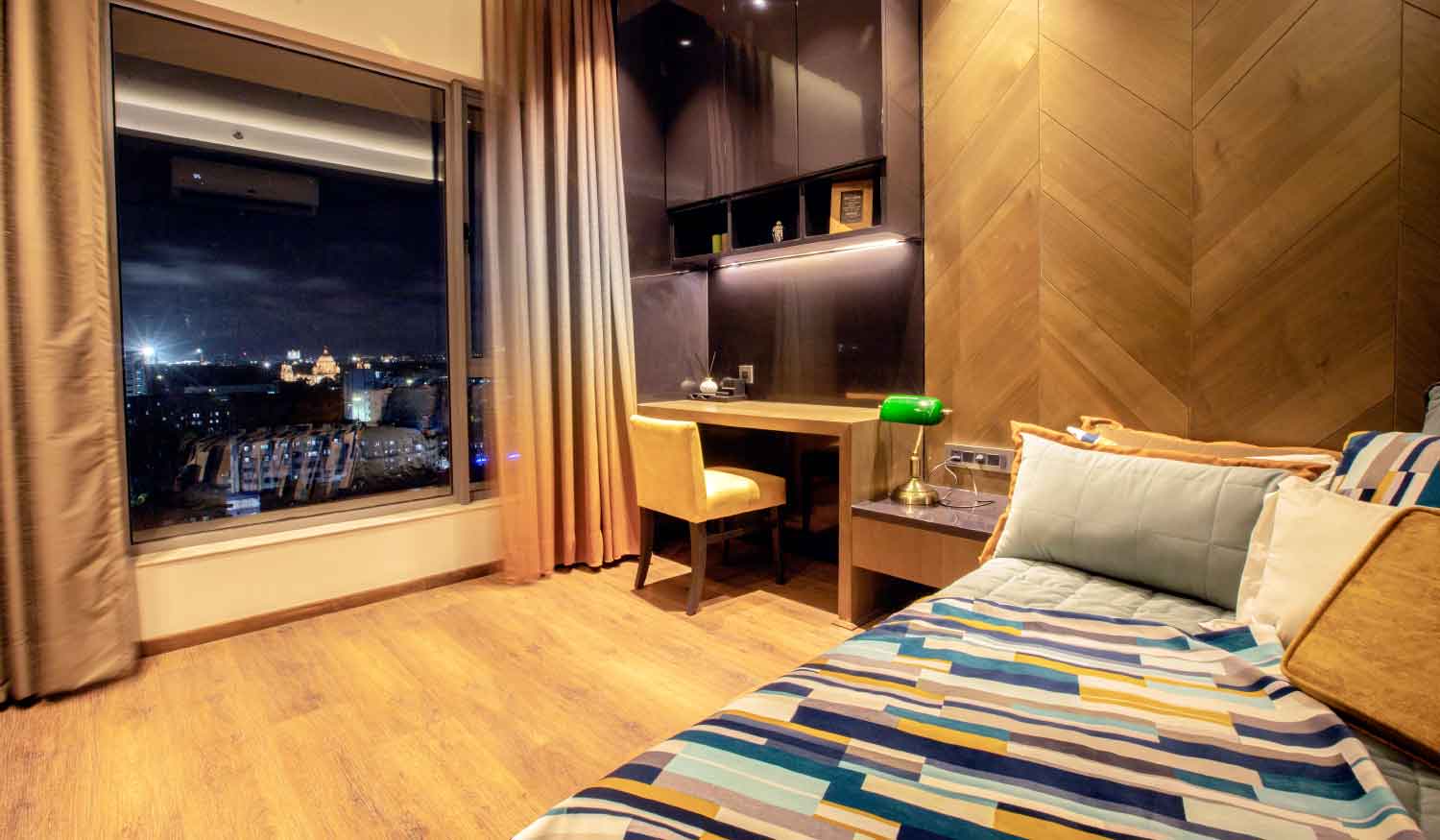 Model Flat Bed Room-2